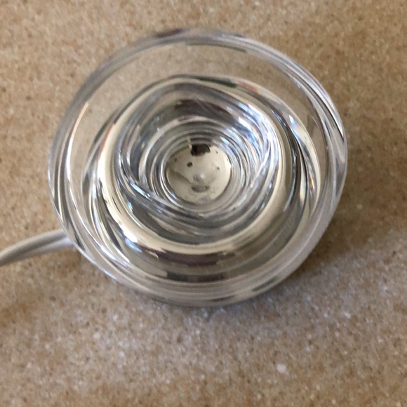 NWOT Phillips Sonicare Toothbrush Charger with hygienic cover - Picture 10 of 11